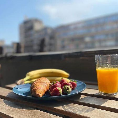 2 Bedroom Apartment With Terrace In City Center Букурещ Екстериор снимка